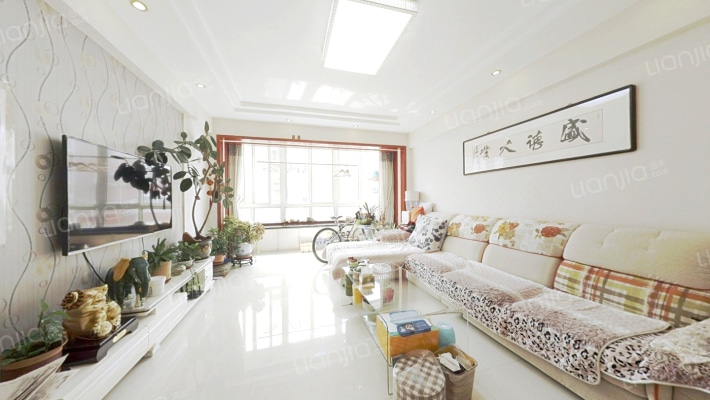 鸿润宝业家园二手房实景图