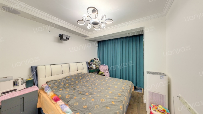 虬江路909弄二手房实景图