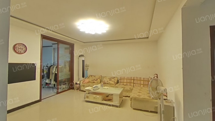 育才小区二手房实景图