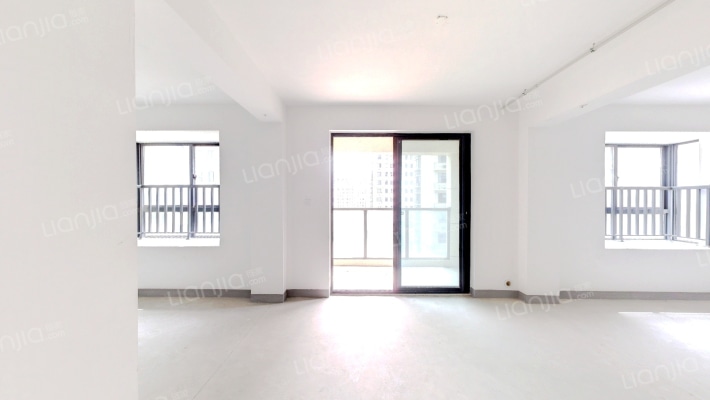 泰运雅苑二手房实景图