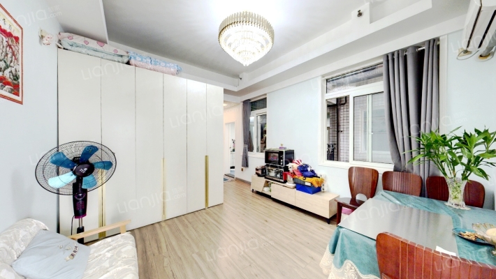 帝都广场二手房实景图