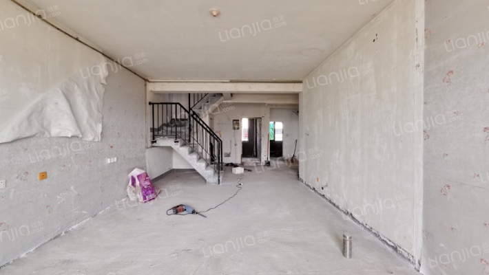 秋实公寓二手房实景图