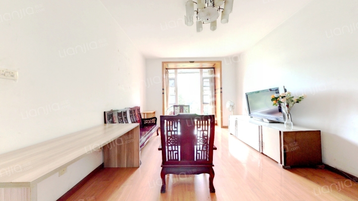 天彩菁华二手房实景图