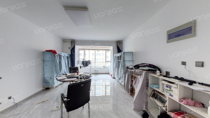 恒裕湖畔二手房实景图