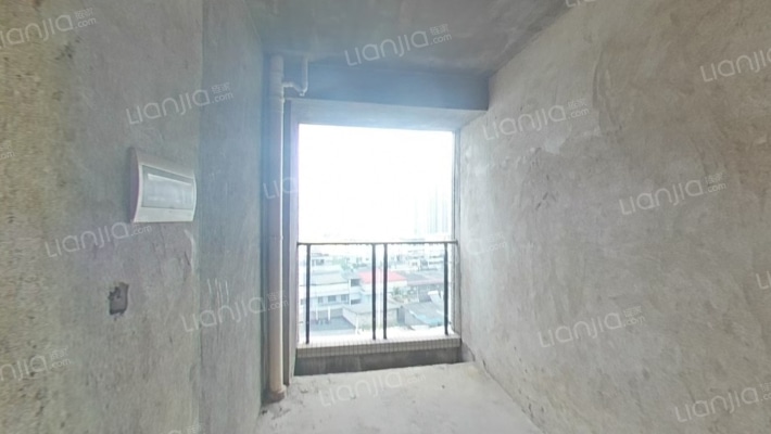 创景外滩二手房实景图