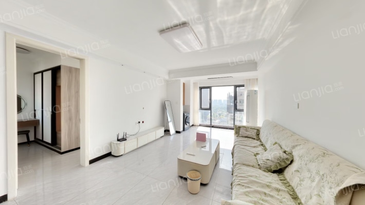 新城恒伟汇隽风华二手房实景图