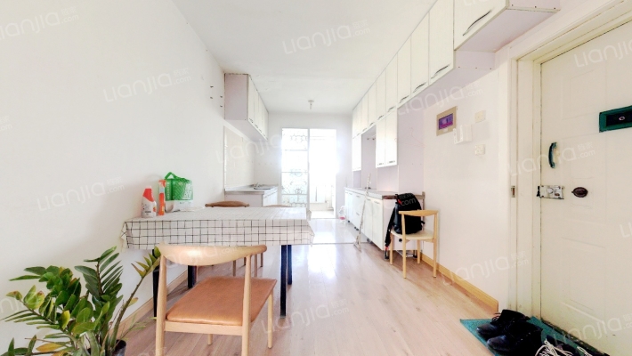 慧莲花园二手房实景图