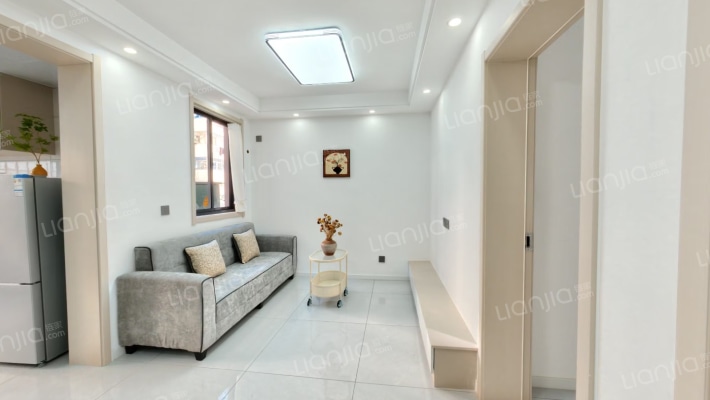 前进小区二手房实景图