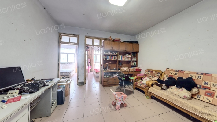 潜龙集团宿舍二手房实景图