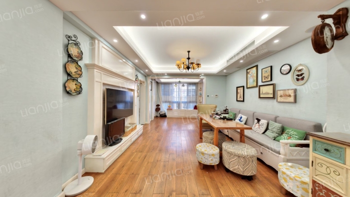 国际华城B区二手房实景图