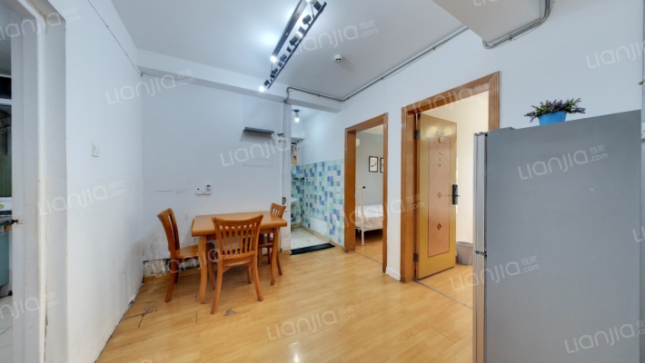 百合星城一期二手房实景图