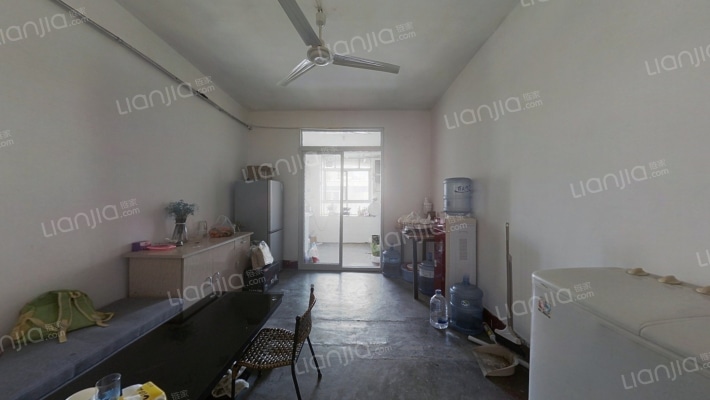 陕建机社区二区二手房实景图