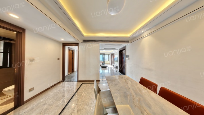 招商雍容华府二手房实景图