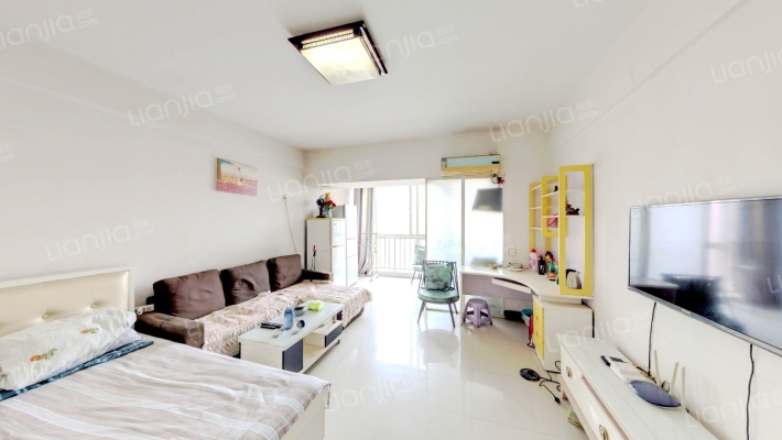 旭日蓝天公寓碧华园二手房实景图