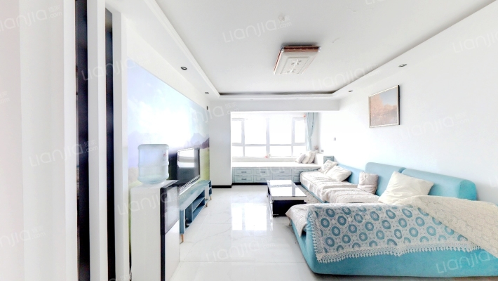 兰西铁苑B区二手房实景图