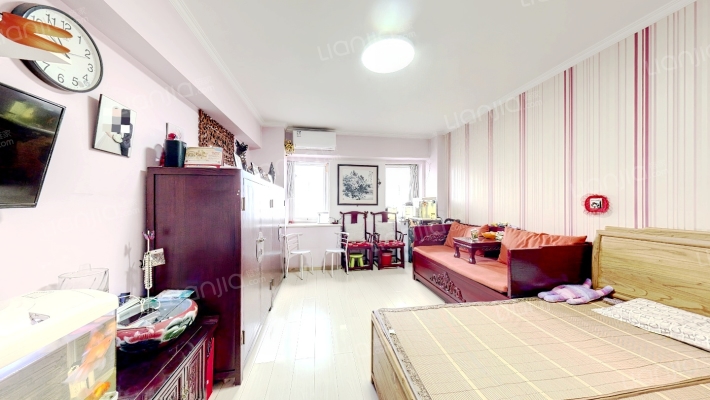 远见国际公寓二手房实景图