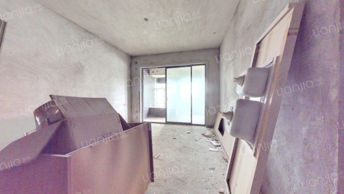 DADA的草地二手房实景图