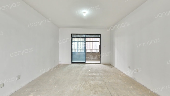 新站翡翠苑二手房实景图