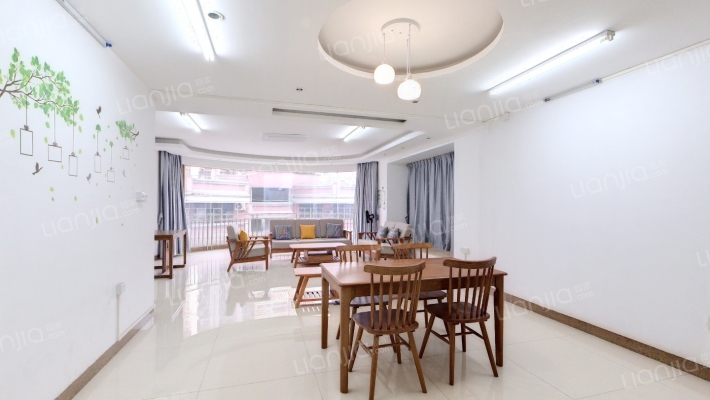 华景新城逸雅居二手房实景图