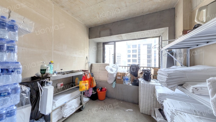 龙湖铂金岛二手房实景图