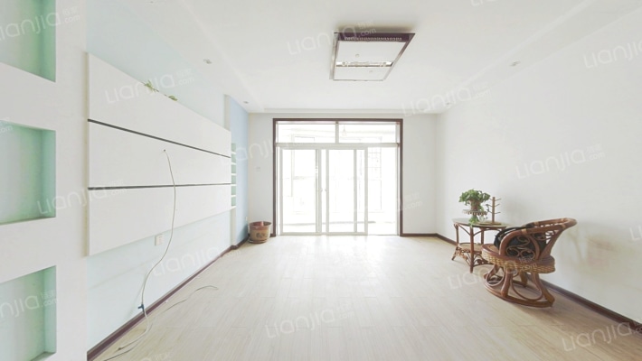 香港花园B区二手房实景图