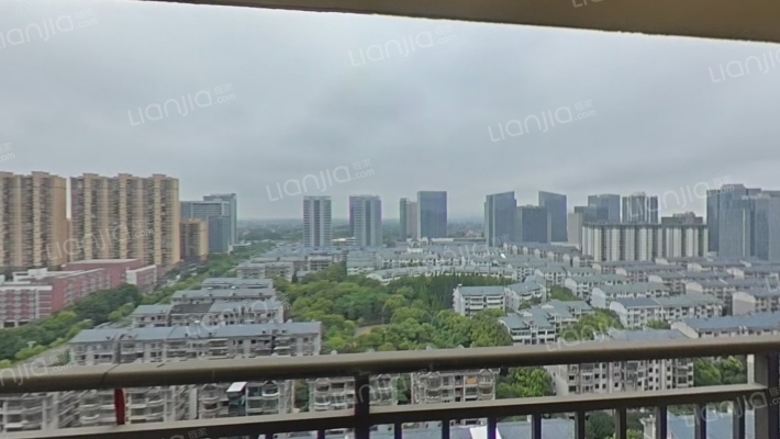 中梁壹号院二手房实景图