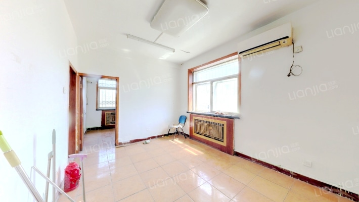 冷冻厂宿舍二手房实景图