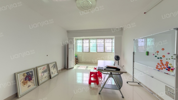 上游大厦二手房实景图