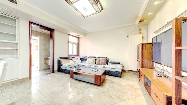 湖光山色北区二手房实景图