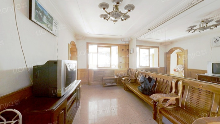 金鹏里二手房实景图