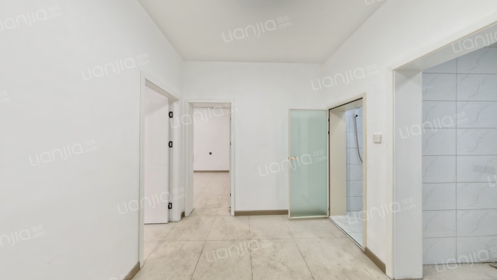 省高院旧址小区二手房实景图