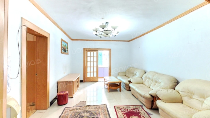 兰花小区二手房实景图