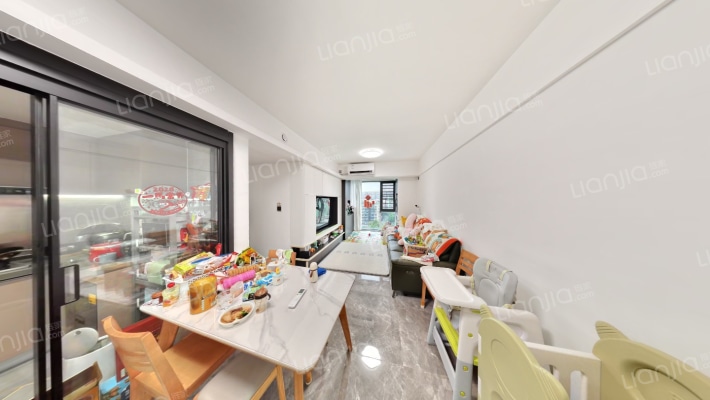 珠实嘉悦湾二手房实景图