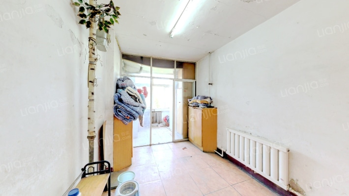 建大社区二手房实景图