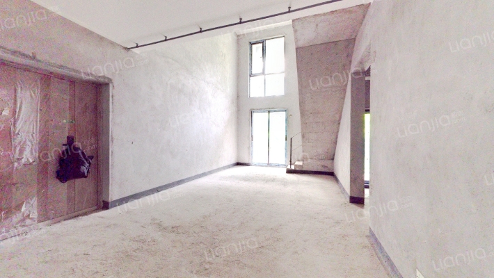 合能枫丹玖悦二手房实景图