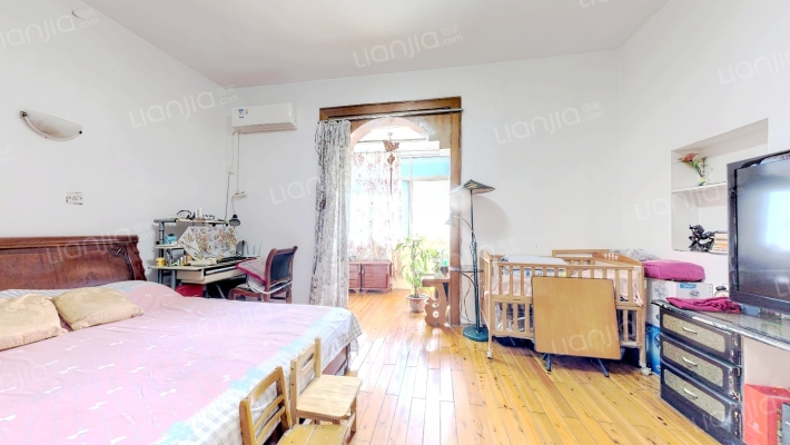 德望社区二手房实景图