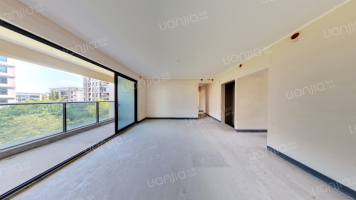 龙湖两江郦湾一期蓝屿二手房实景图