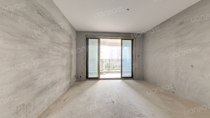 隆生皇冠花园二手房实景图