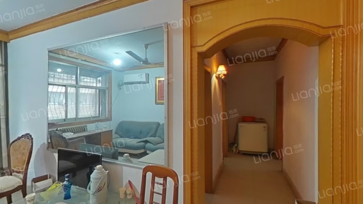 消防队家属院二手房实景图