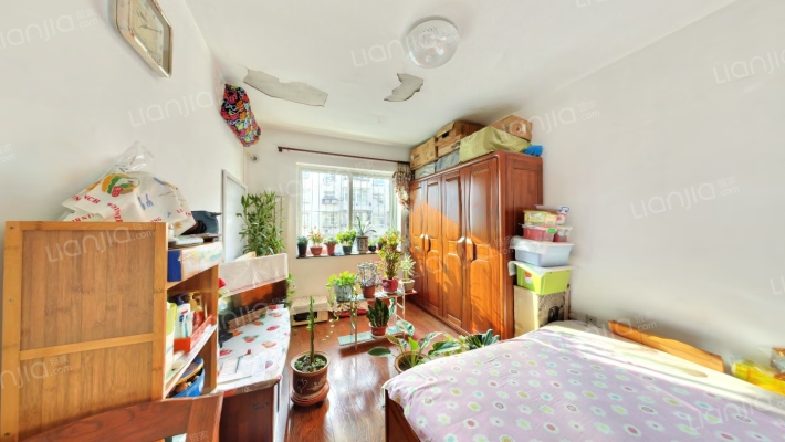 盈江里二手房实景图