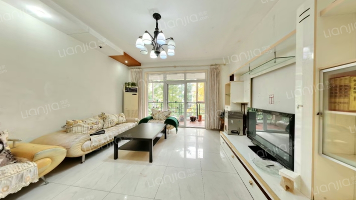 溢阳绿城二手房实景图