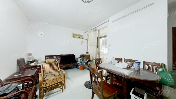 怡福新村二手房实景图