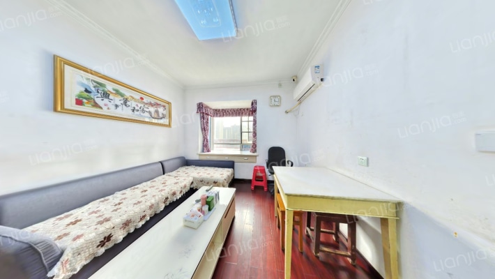 现代森林花园二手房实景图