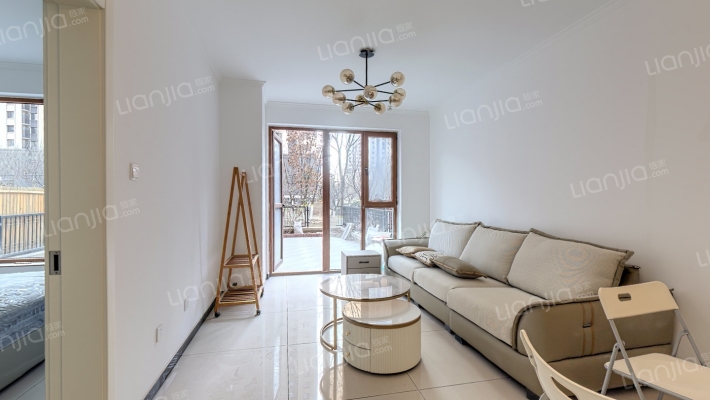 高铁新干线二手房实景图