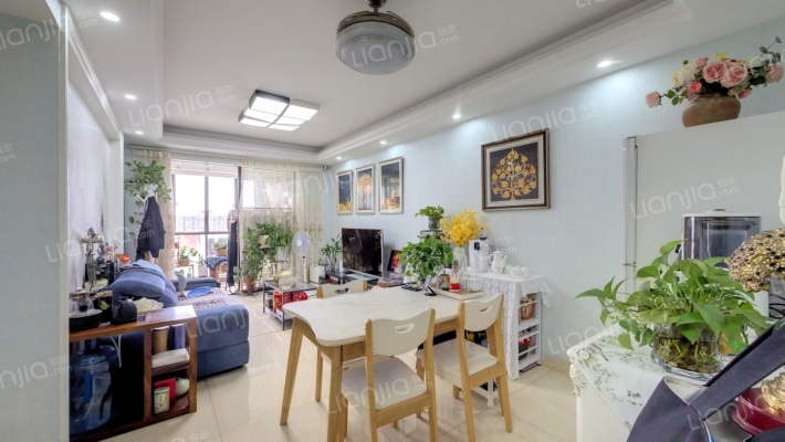 恒威君尚城二手房实景图