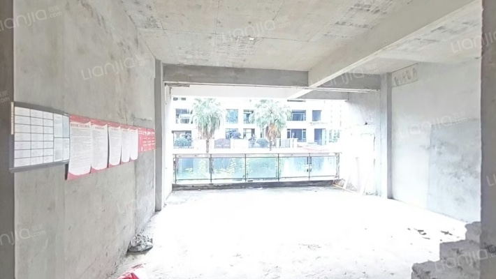 银泰红城五期逸墅二手房实景图