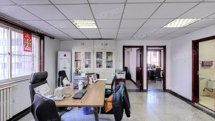 万隆中心大厦二手房实景图