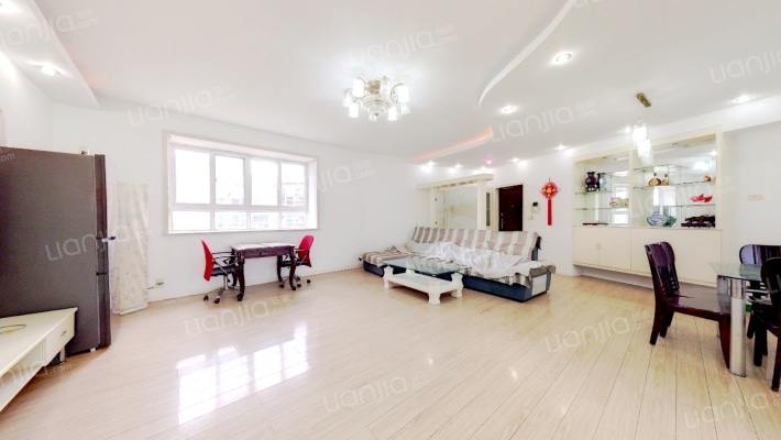 新世纪都市花园沁园春二手房实景图