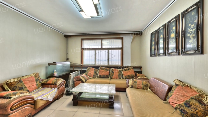 一中家属院二手房实景图