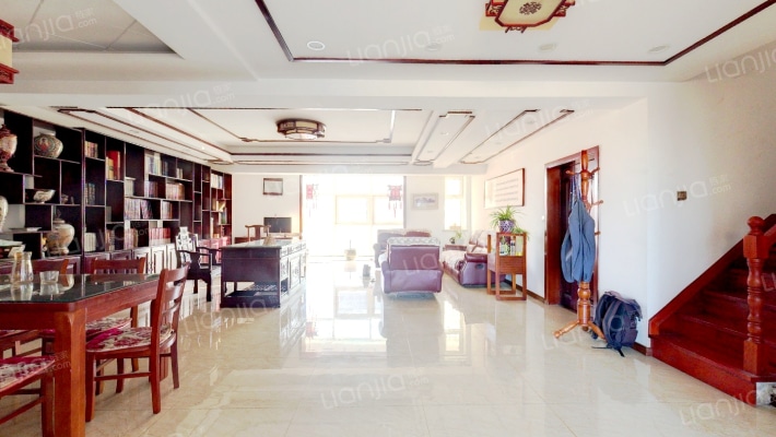 博士花园二手房实景图